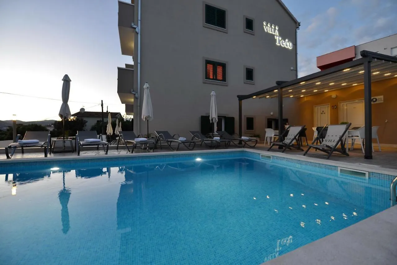 Villa Teco - Moderne Apartments Mit Pool Und Meerblick Trogir