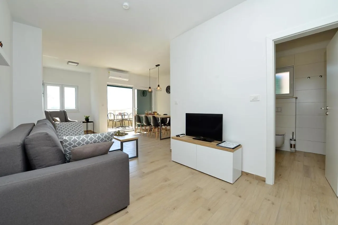 Villa Teco - Moderne Apartments Mit Pool Und Meerblick Trogir Kroatien