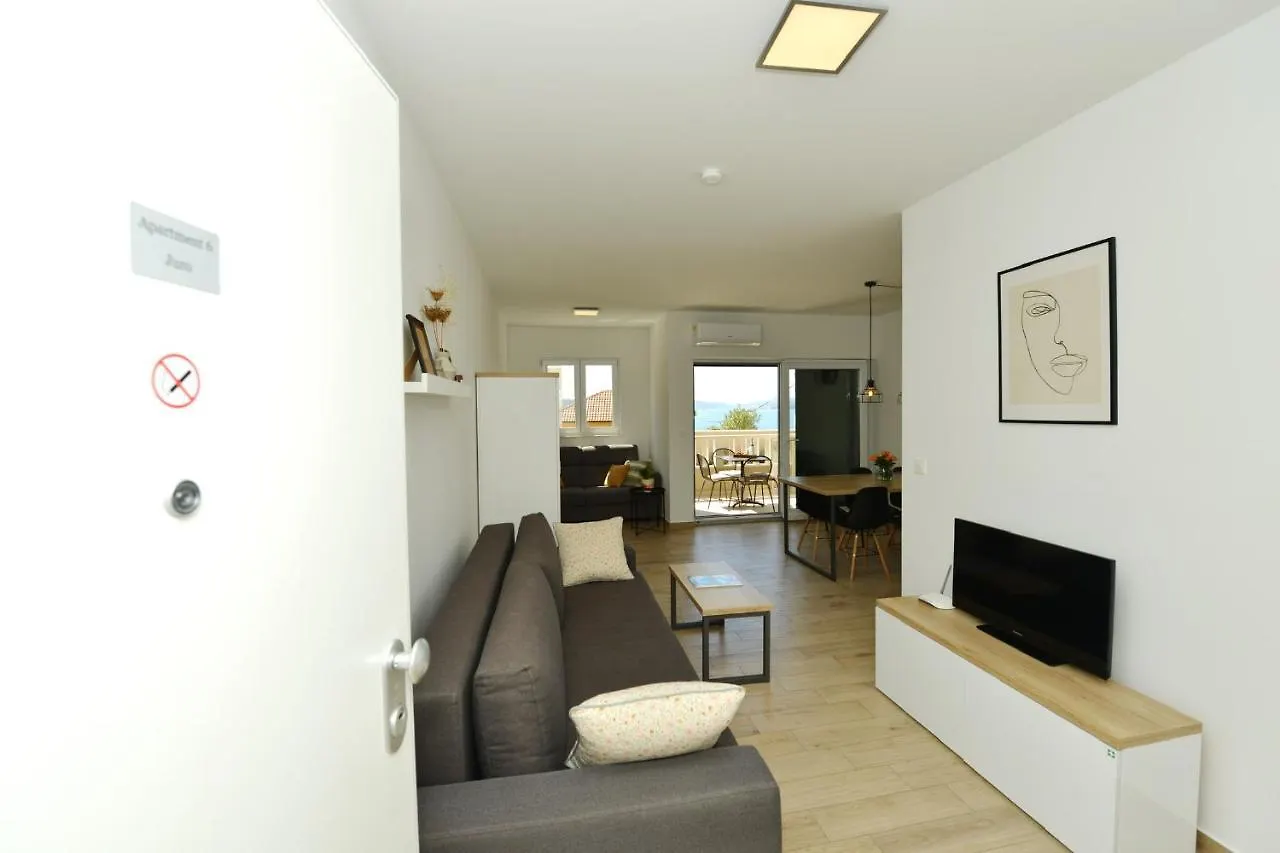 Villa Teco - Moderne Apartments Mit Pool Und Meerblick Trogir