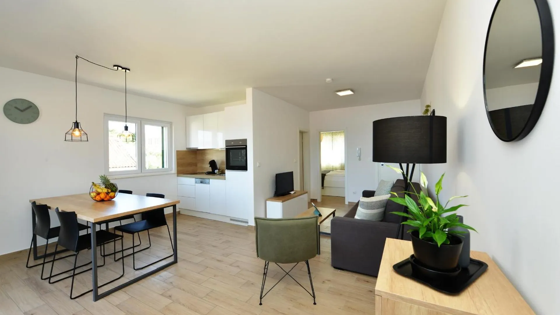 Villa Teco - Moderne Apartments Mit Pool Und Meerblick Trogir Kroatien